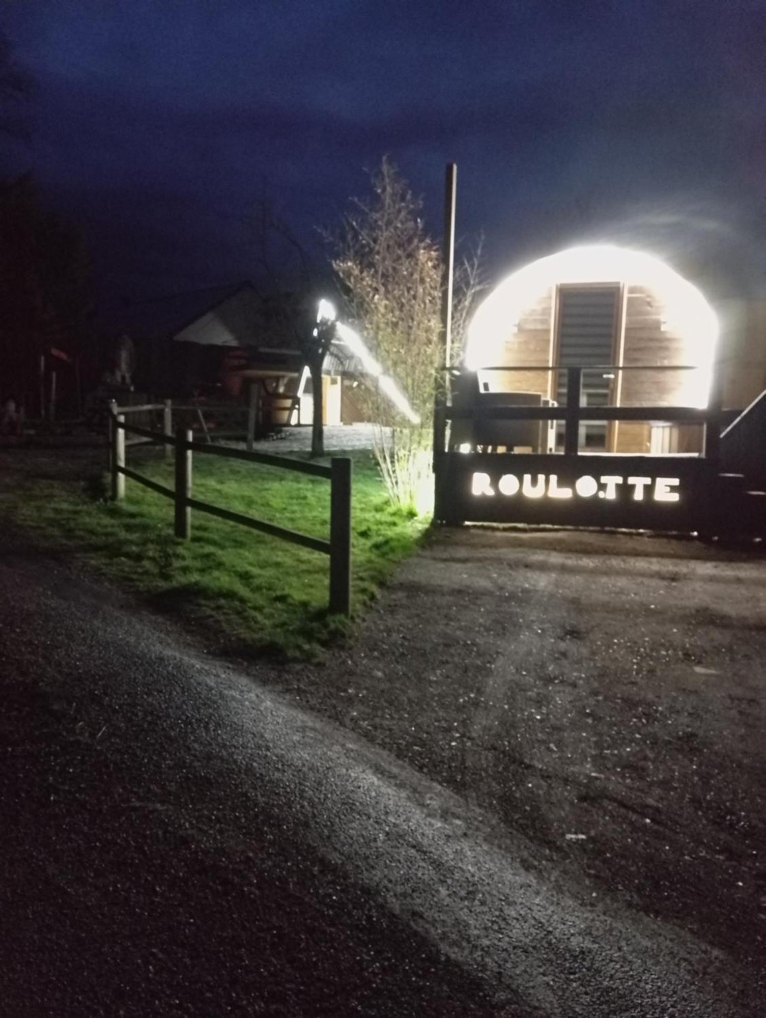 Hotel Cht'I Roulotte La Neuville-du-Bosc Exterior foto